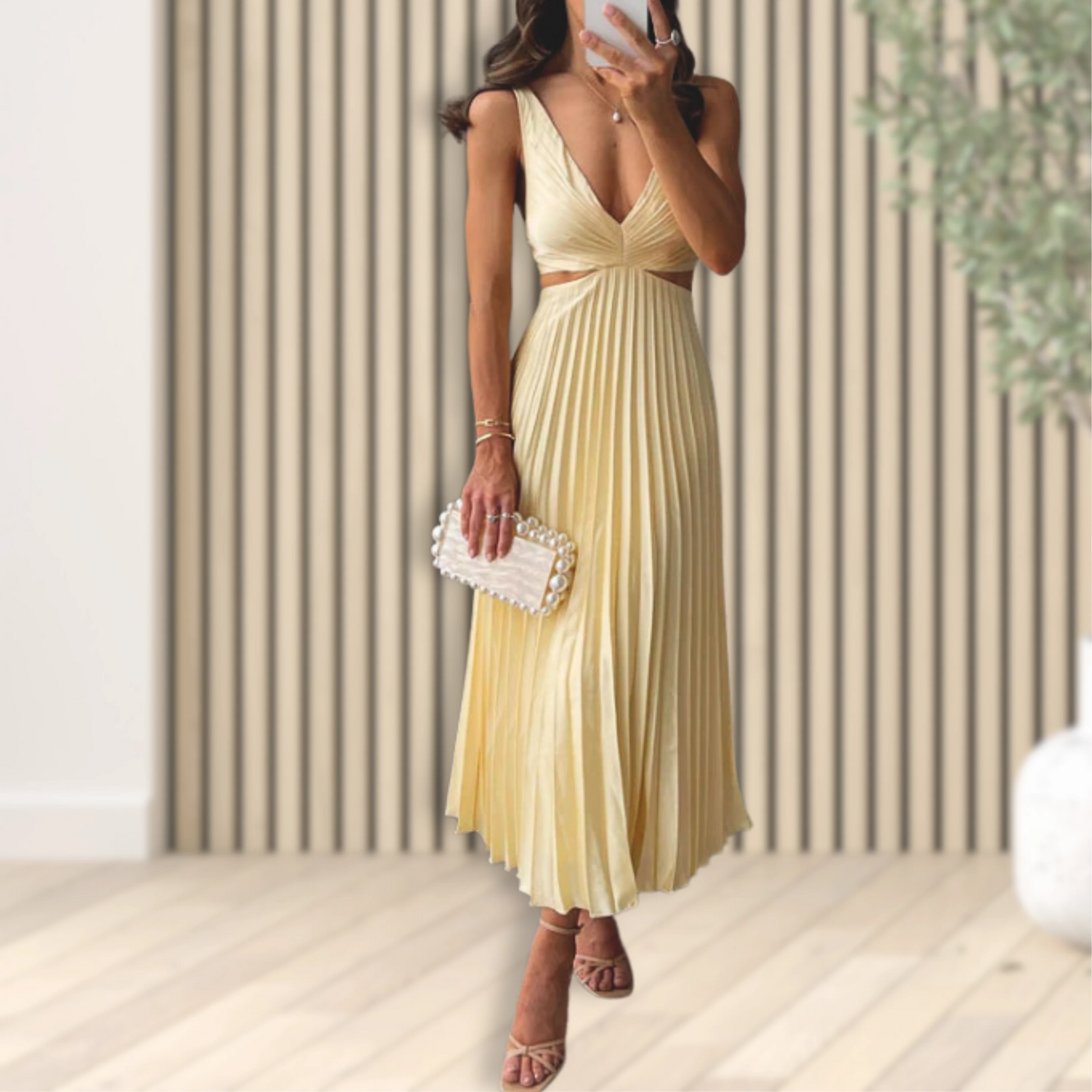 Plissiertes Kleid mit edlem Design und hochwertiger Ausstrahlung