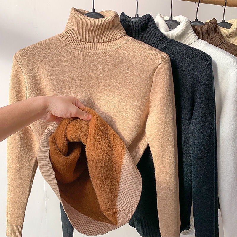 Schöner Pullover mit hohem Kragen und bequemer Passform