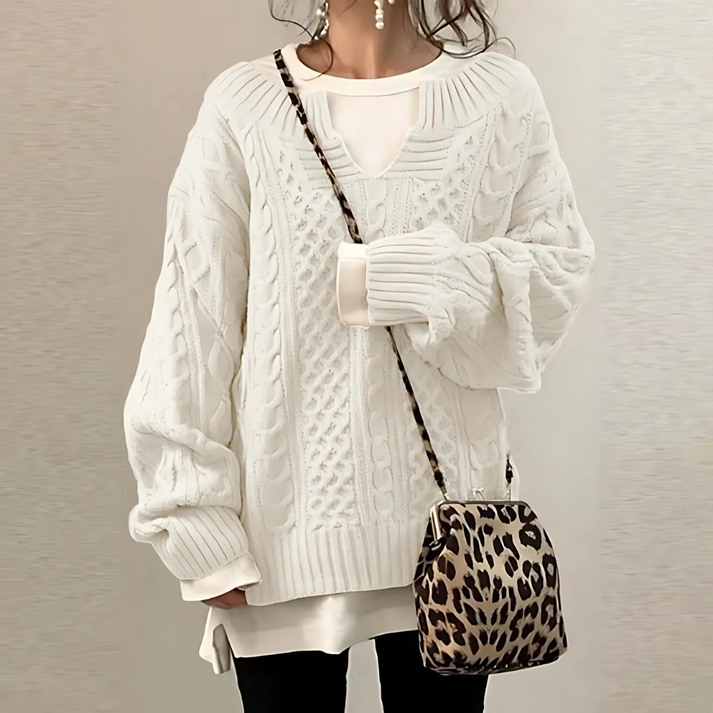 Damenpullover im Oversize-Look mit stilvollem offenen Kragen