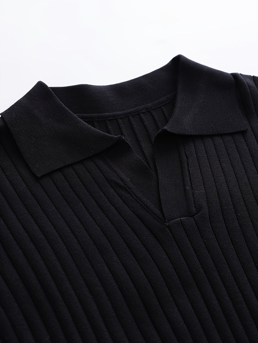 Stilvoller Herrenpullover mit V-Ausschnitt – Perfekt für Herbst und Winter