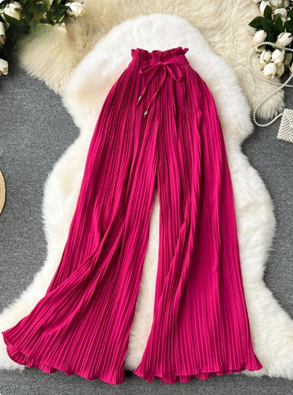 Moderne Damenhose mit weitem Schnitt und stilvollen Plisseefalten