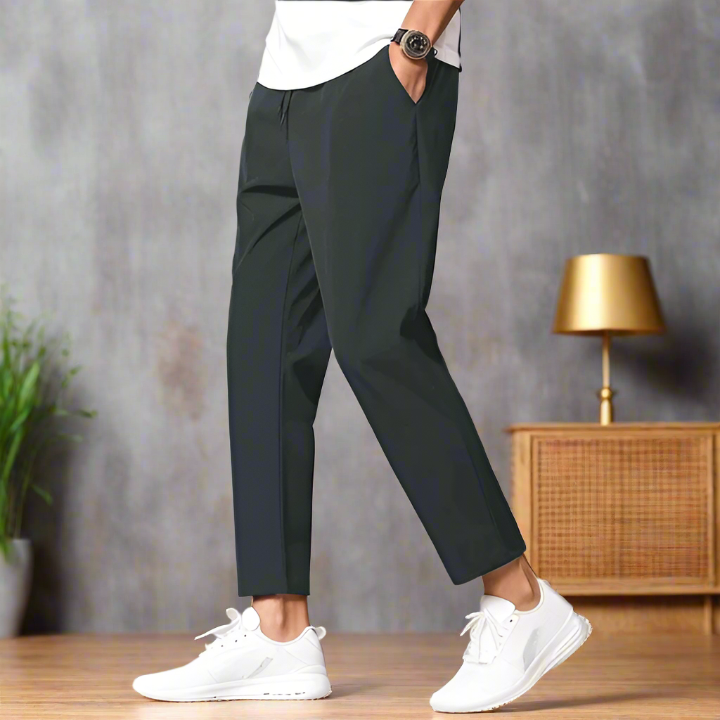 Herren cropped Hose mit modernem Schnitt und leichtem Tragegefühl
