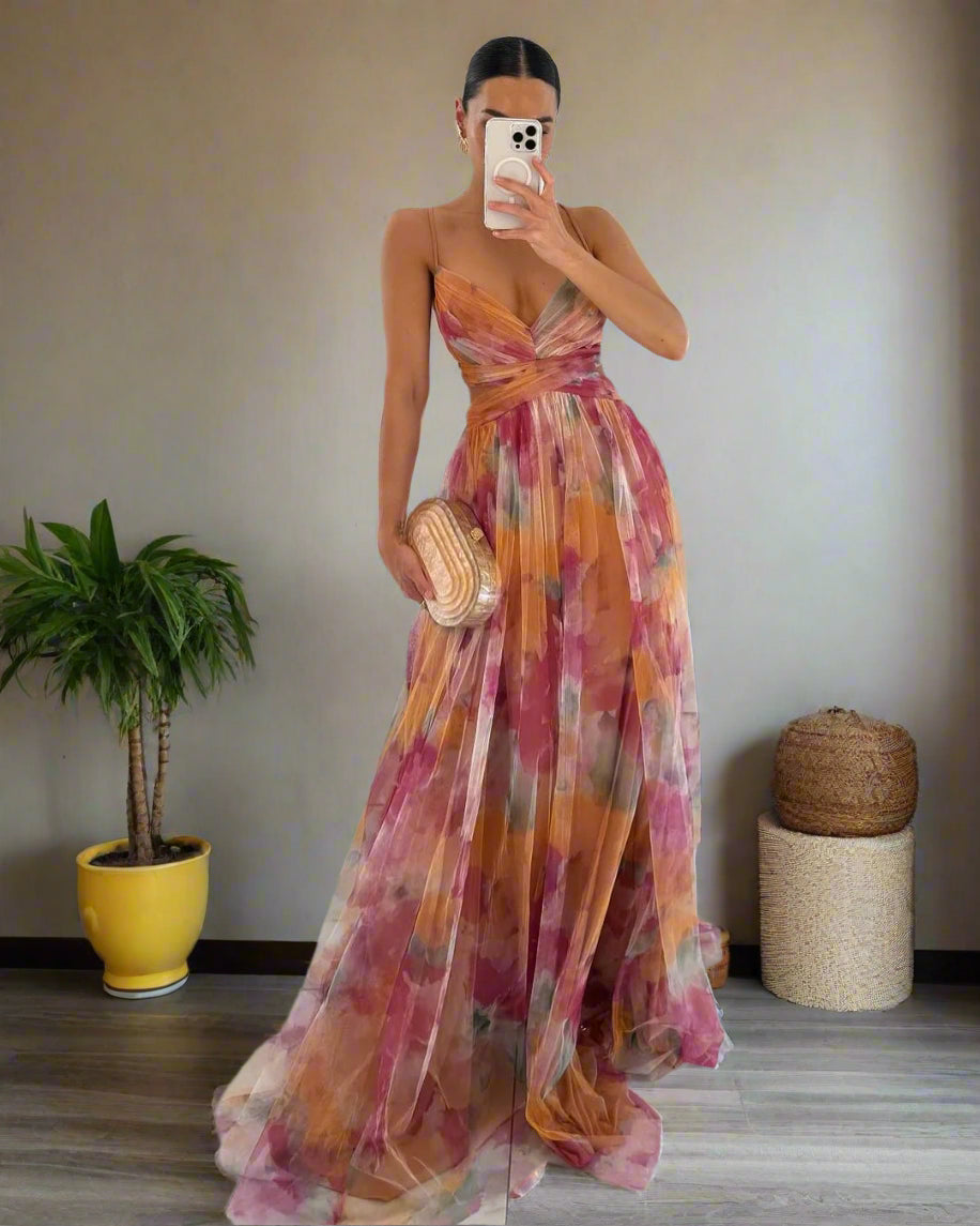 Maxikleid mit Trägern und zauberhaftem Blumenmuster