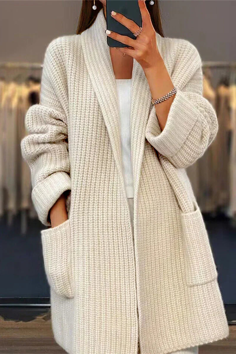 Stilvolle und Vielseitige Lange Strickjacke für Damen