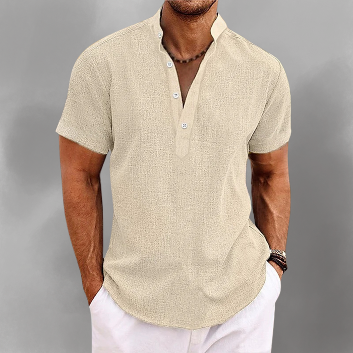 Modernes Herren Poloshirt mit kurzen Ärmeln und Stehkragen