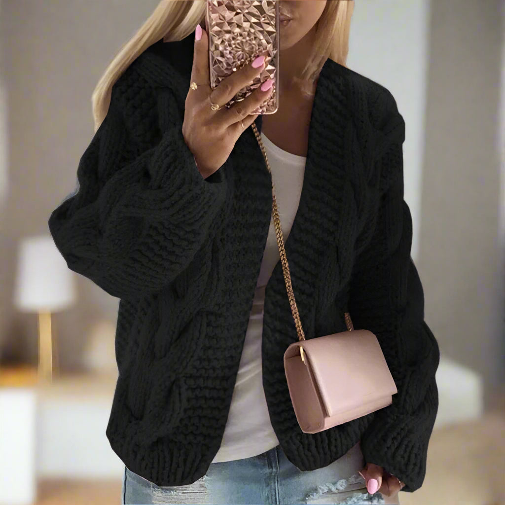 Modische und warme Damenstrickjacke für vielseitige Outfits