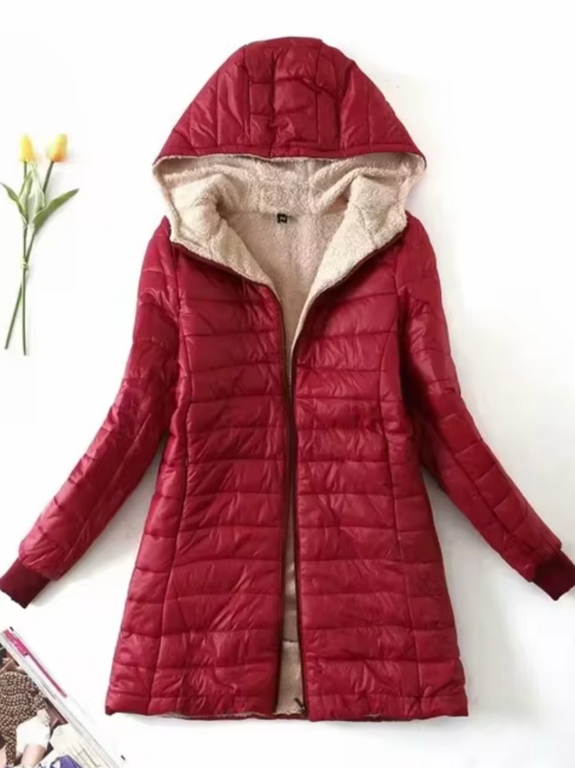 Lässige warme Damenjacke mit Kapuze