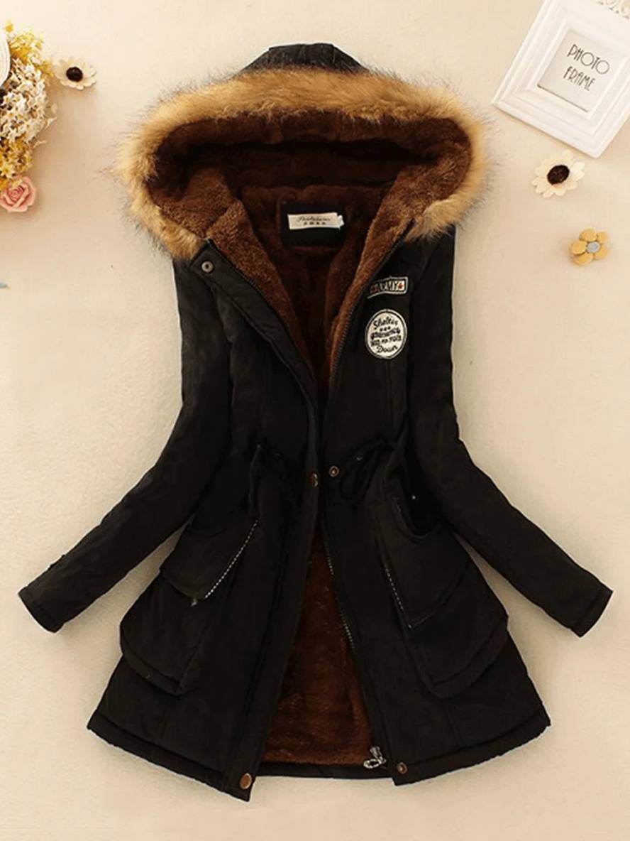 Lässige Damenparka in mittlerer Länge mit Reißverschluss