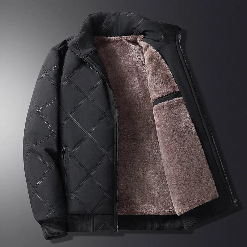 Eleganter Herrenmantel für den Winter mit modernem Stil