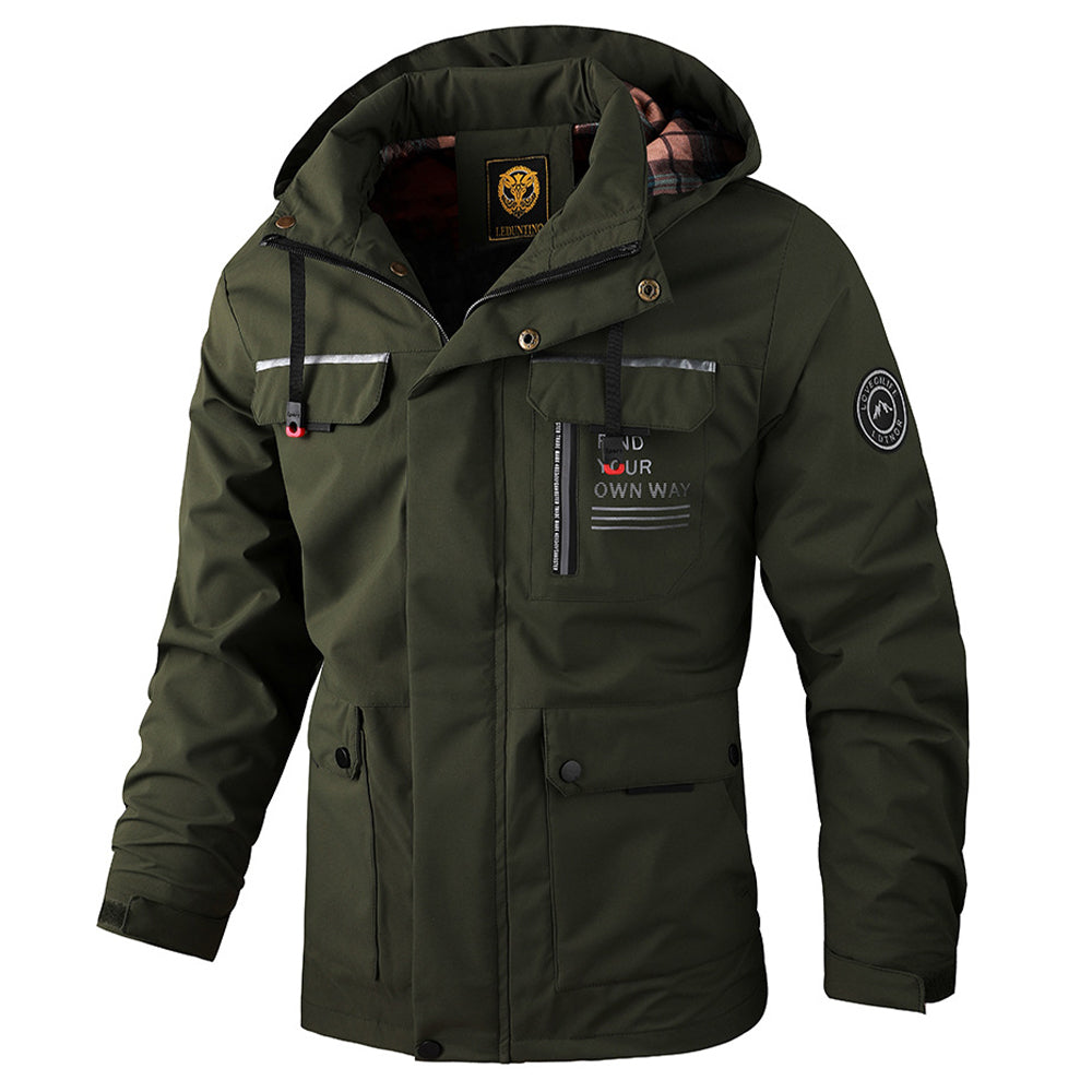 Mittellange Herrenjacke mit Kapuze funktional und stilvoll