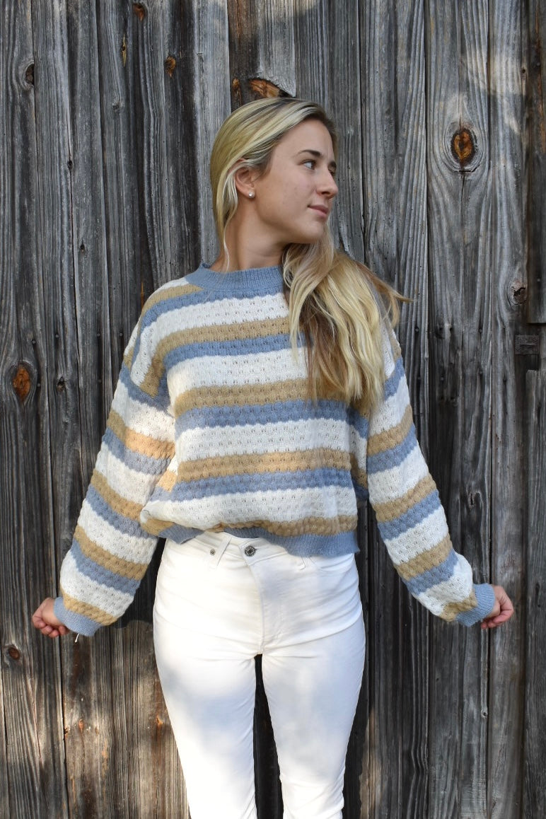 Bequemer Oversize-Damenpullover mit Streifenmuster für den Alltag