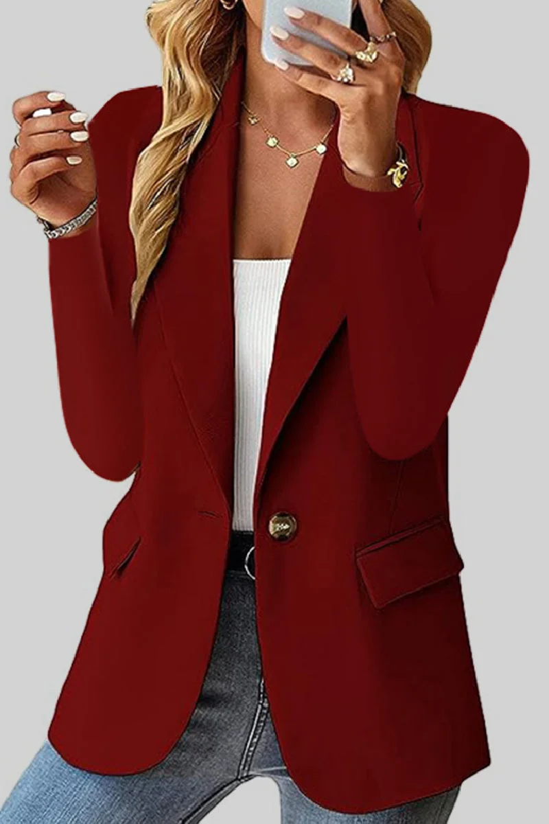 Bequemer Cardigan mit Umlegekragen für einen modernen siehe