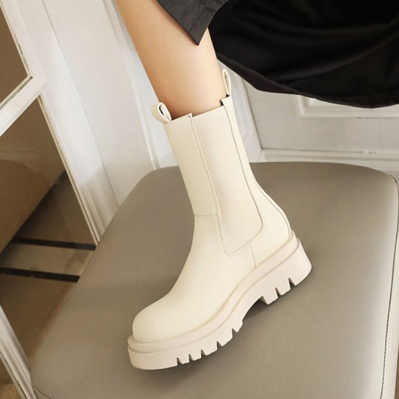 Elegante Stiefel mit raffinierten Details für kalte Tage