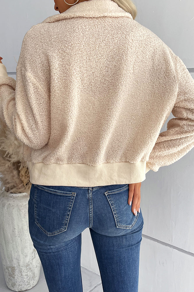 Bequeme Jacke mit Reißverschluss und elegantem Kragen