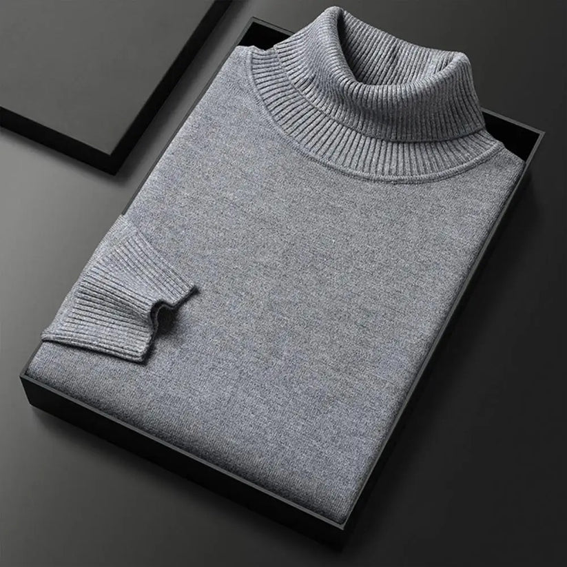 Herrenpullover mit modernem Rollkragen