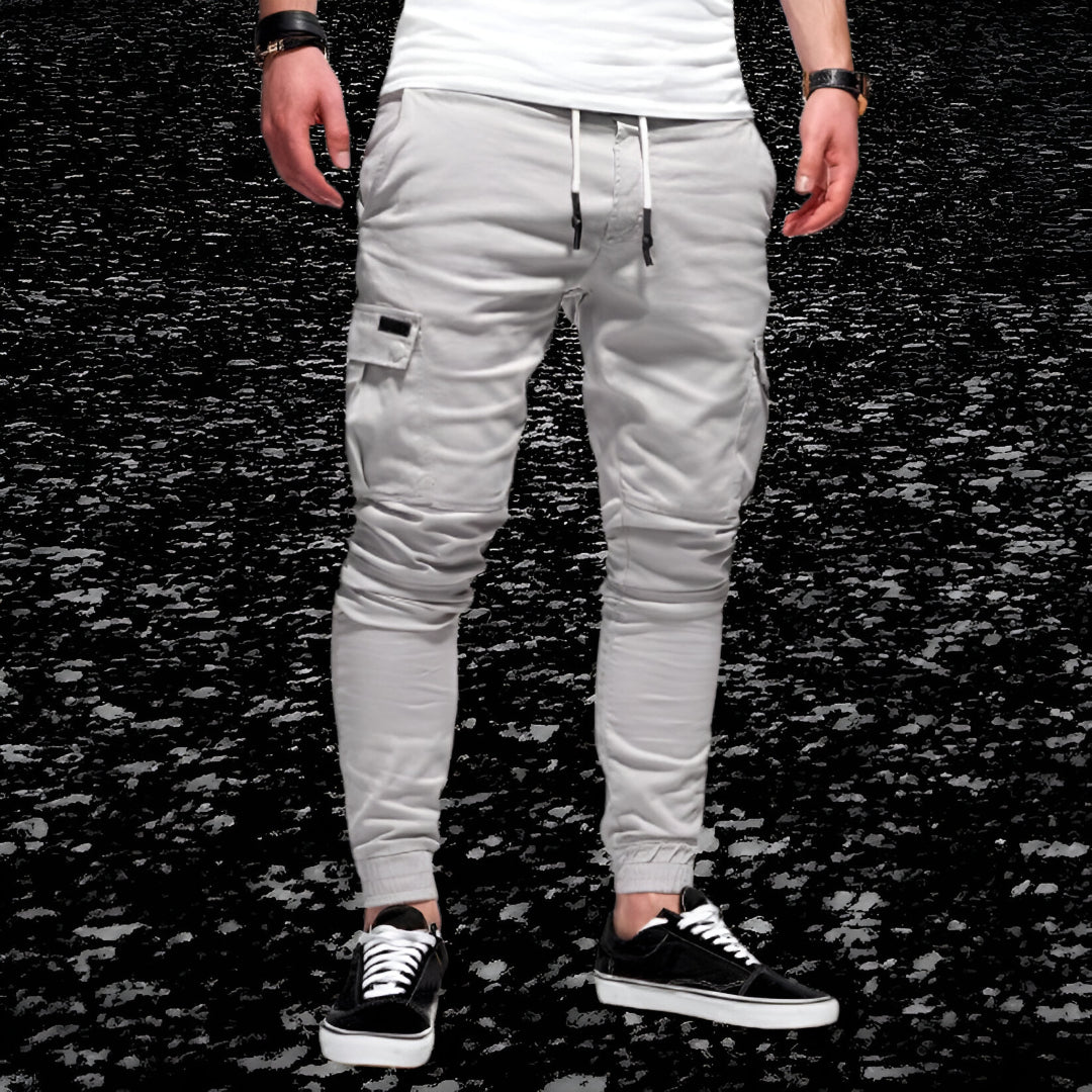 Bequeme Sporthose für aktive Männer mit stilvollem Schnitt