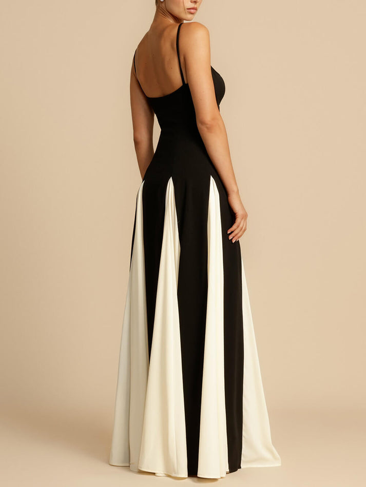 Langes Abendkleid mit schmalen Trägern und fließendem Rock im Farbkontrastdesign