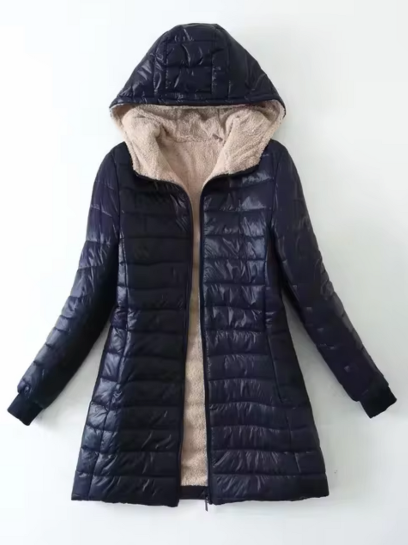 Lässige warme Damenjacke mit Kapuze