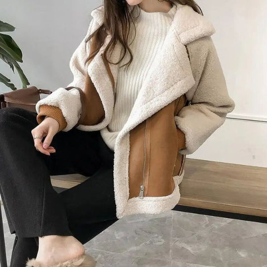 Bequeme Jacke mit Taschen und Reißverschluss für kalte Tage