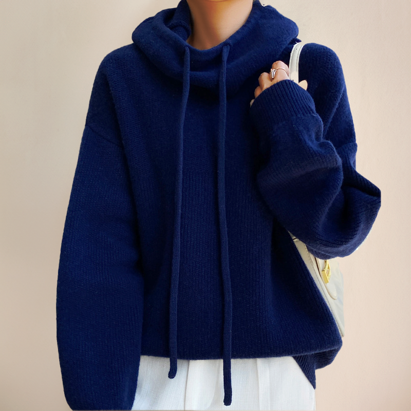 Bequemer Damen-Hoodie mit hohem Kragen und modernem Design