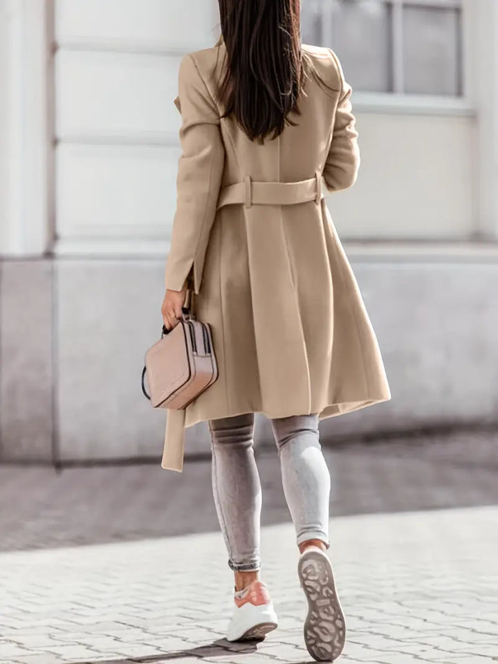 Langer Wintermantel mit Einreiher-Design für Elegante Freizeitmode
