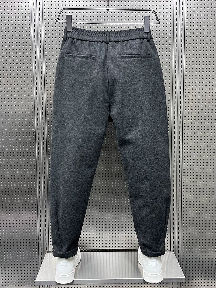 Elegante Herrenhose mit zeitgemäßem Design für vielseitige Outfits