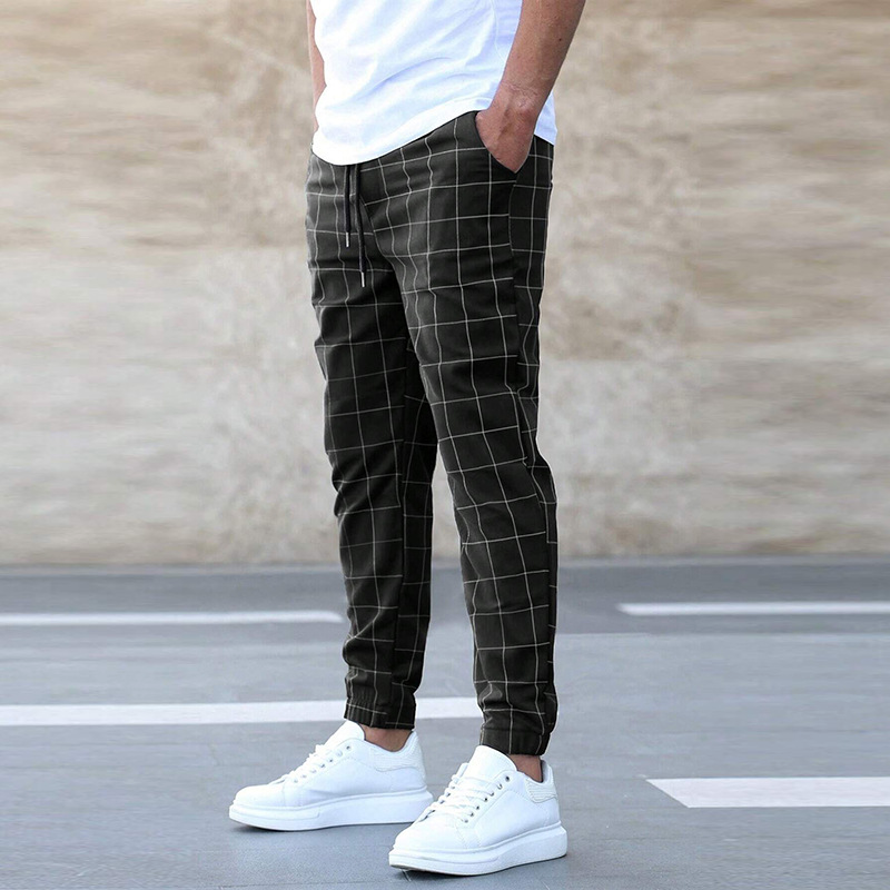 Komfortable Herren-Hose mit stilvollem Karodesign