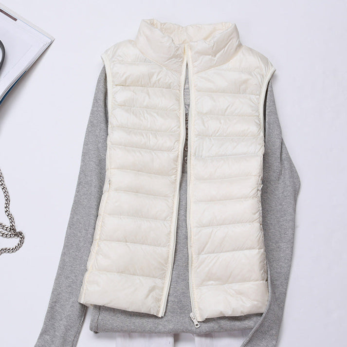 Leichte damenweste mit modernem schnitt für vielseitige outfits
