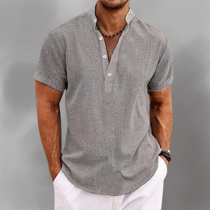 Modernes Herren Poloshirt mit kurzen Ärmeln und Stehkragen