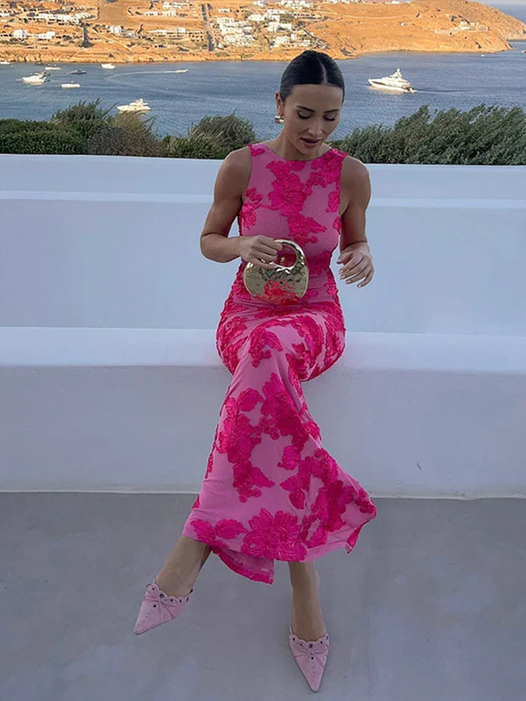 Maxikleid mit floralen Details und edlem Look