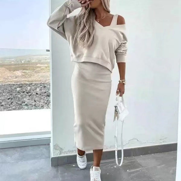 Bequemes Set: Ärmelloses Kleid und Pullover mit tiefem V-Ausschnitt für den Alltag