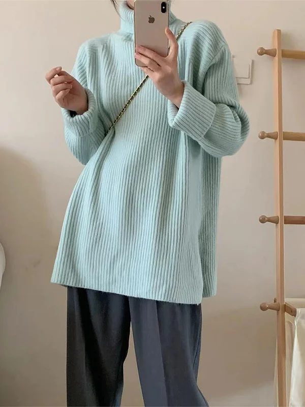 Bequemer Pullover mit langen Ärmeln und Seitenschlitzen