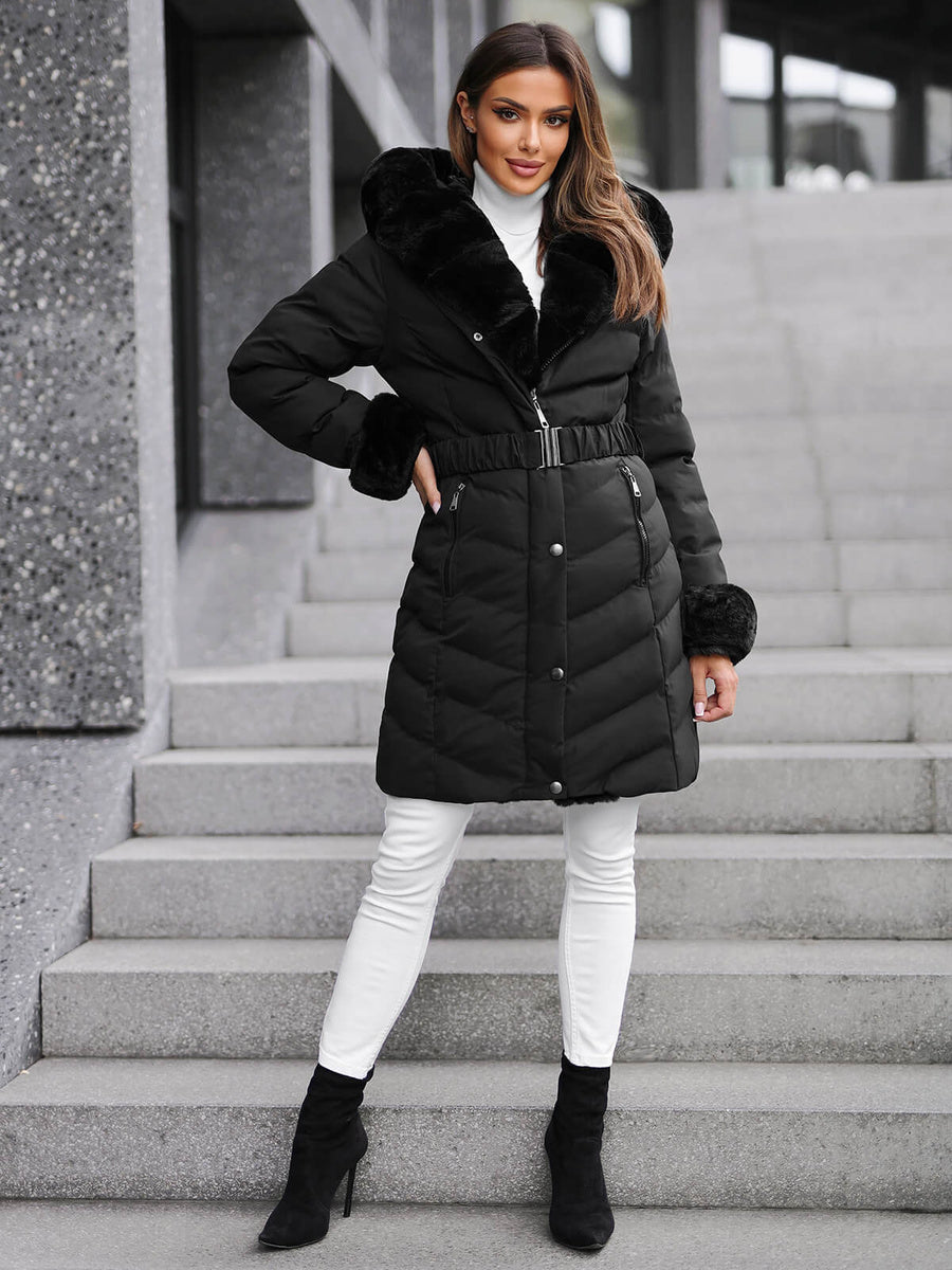 Elegante Damenjacke mit raffiniertem Kragendesign