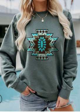 Pullover mit einzigartigem Druck für einen individuellen Aussehen