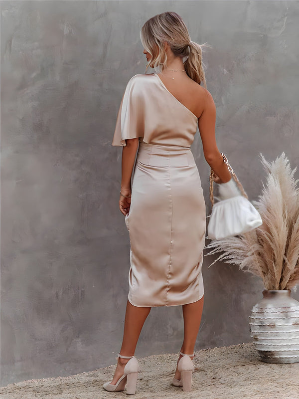 Abendkleid mit asymmetrischem Rock und eleganter Ein-Schulter-Optik