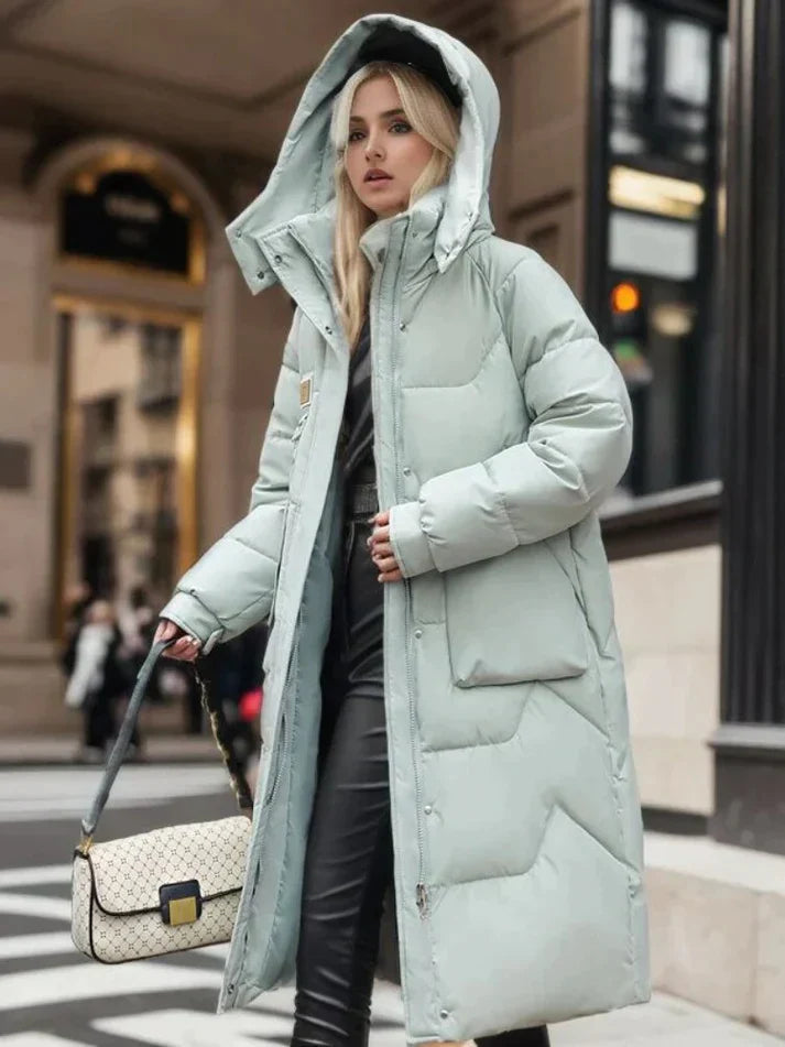 Modische lange Damenjacke mit modernem Design