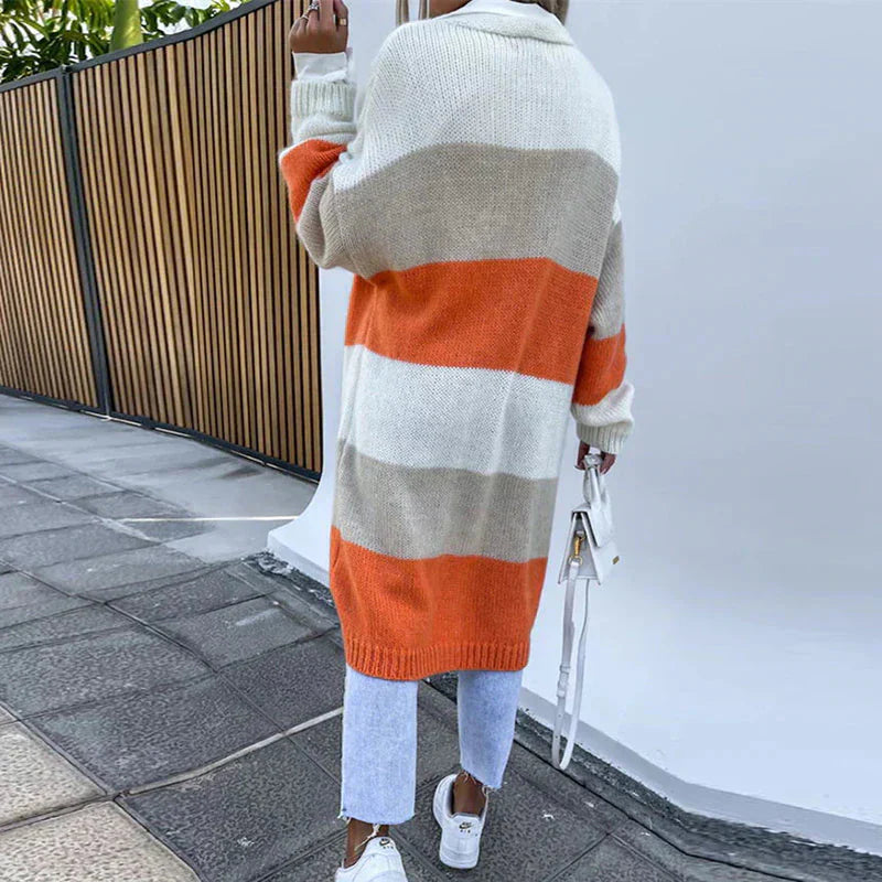 Bequemer Cardigan mit entspannter Passform und raffiniertem Entwurf