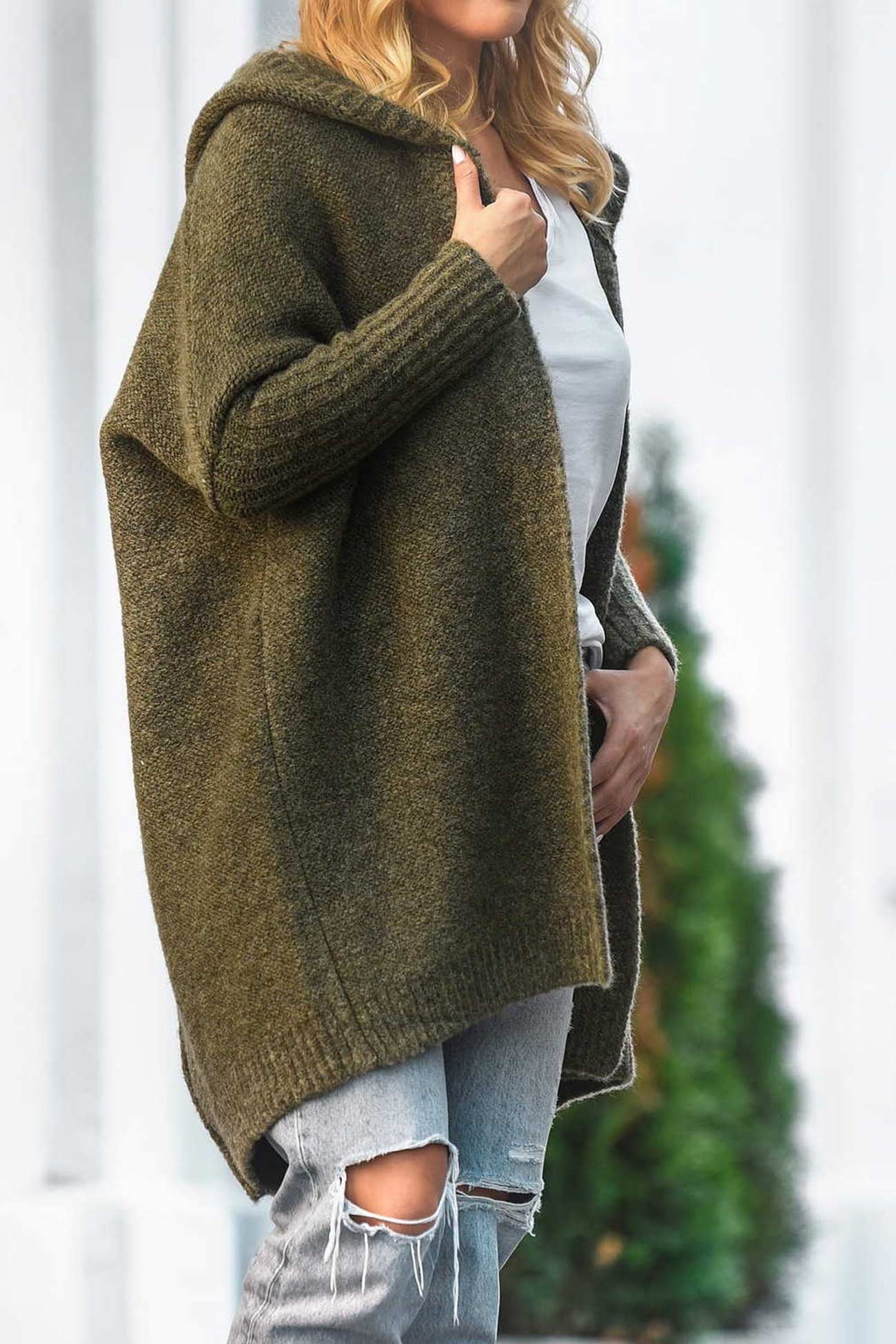 Bequemer und modischer Cardigan mit offener Kapuze für stilvolle Frauen