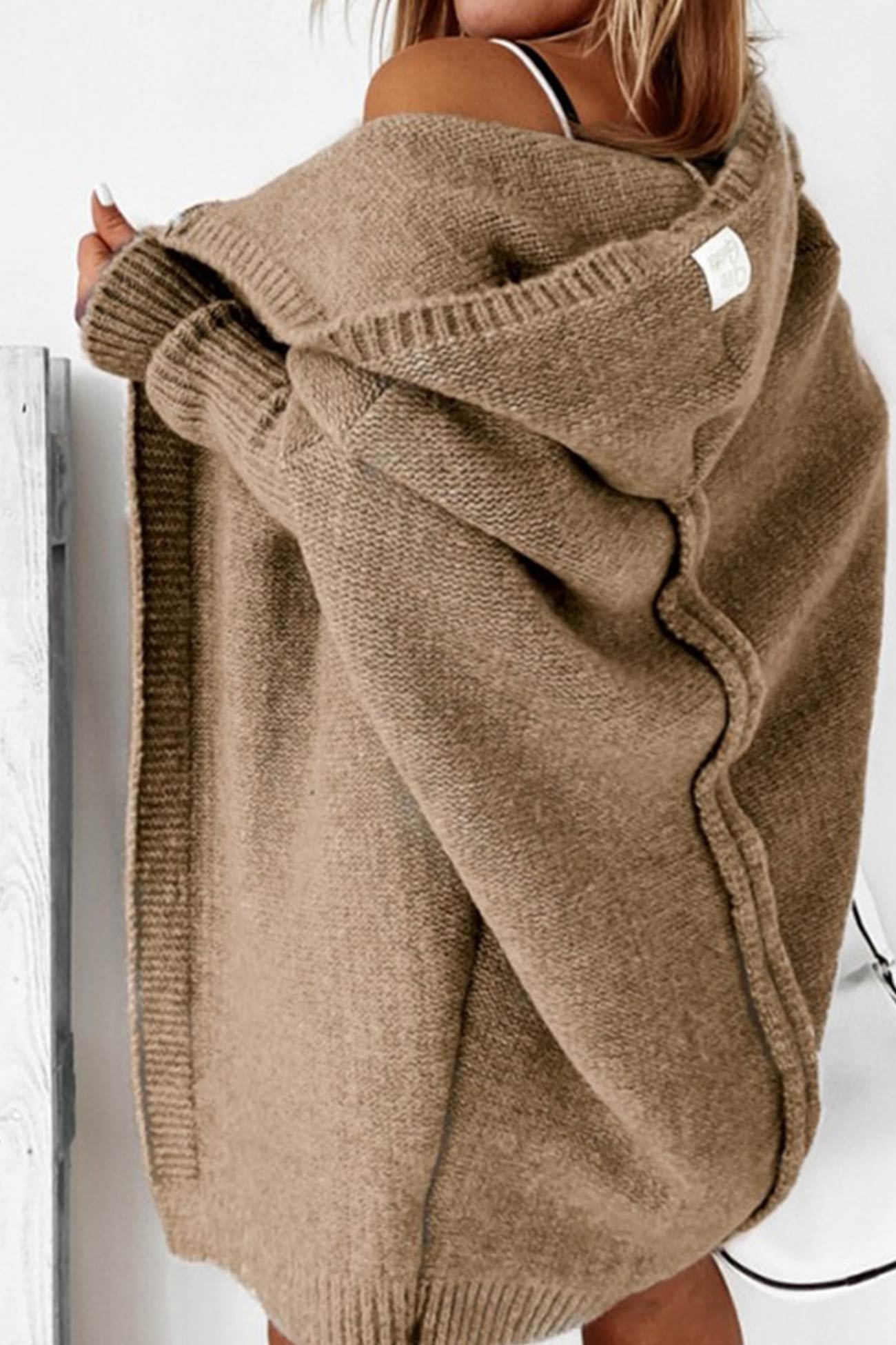 Bequemer und modischer Cardigan mit offener Kapuze für stilvolle Frauen