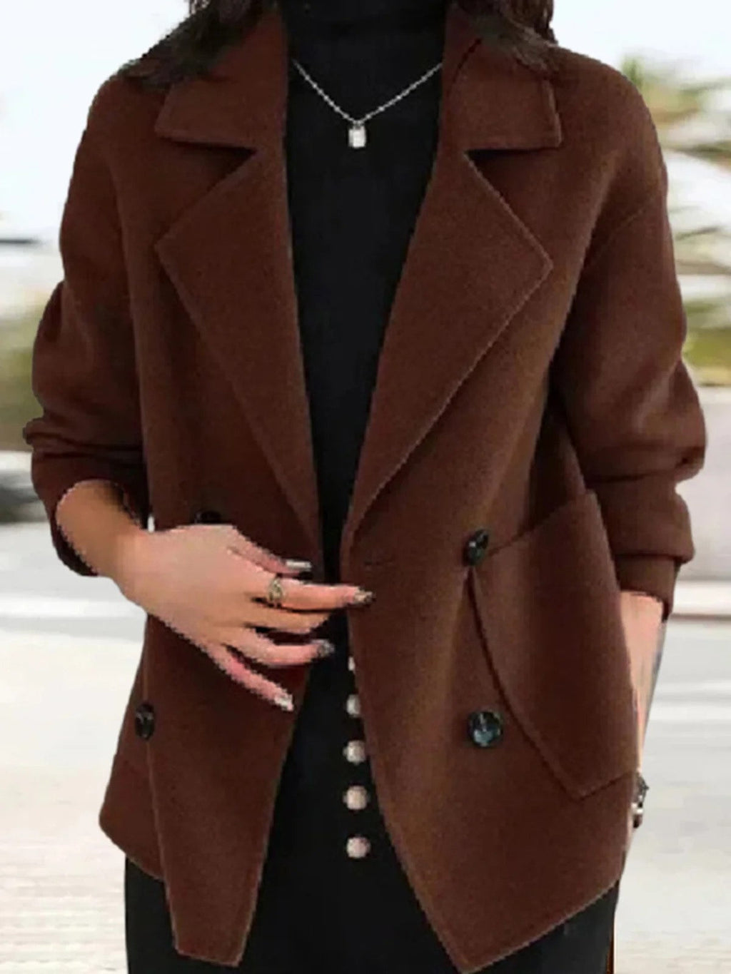 Bequemer Blazer mit klassischem Kragen, Knöpfen und Taschen