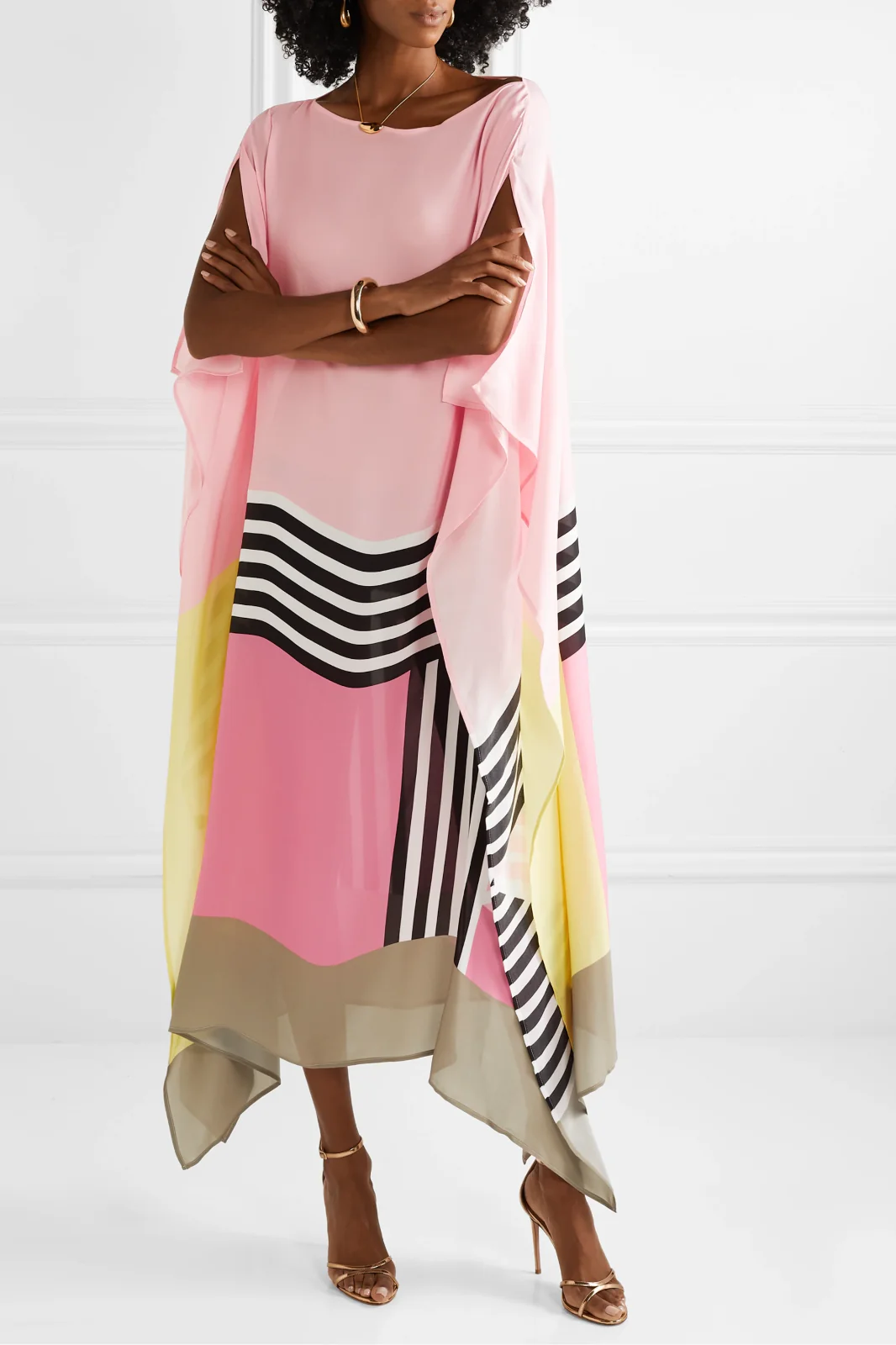 Modisches Midikleid im Fledermausdesign mit einzigartigem geometrischem Muster